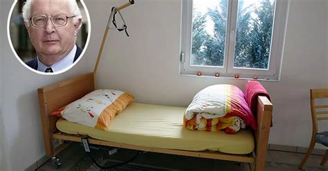 switzerland assisted death dignitas